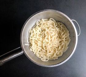 rice noodle salad with miso ginger dressing, Cook drain and rinse the noodles