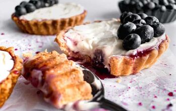Mini Blueberry Chantilly Cheesecake Tarts