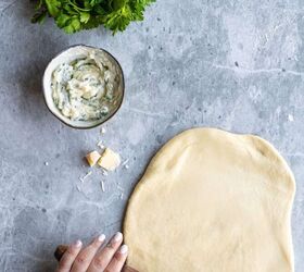 garlic parmesan rolls, Roll out the dough