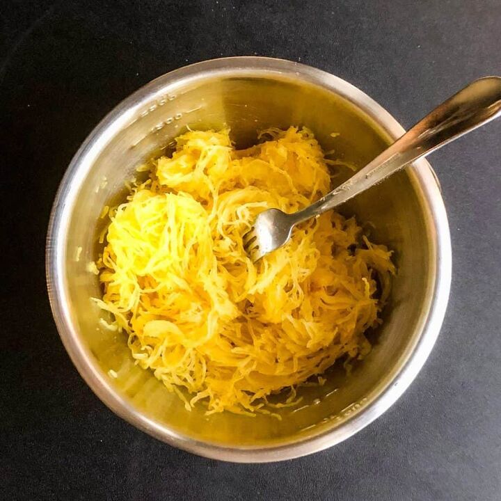oven roasted spaghetti squash, Add to a large bowl