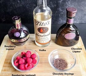 chocolate raspberry martini, You will need these ingredients plus optional chocolate sugar for the rim