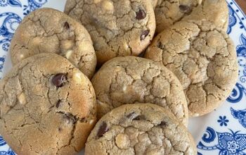 Classic American Chocolate Chip Cookies