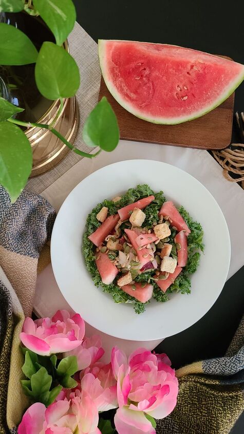 kale and watermelon salad, I so love this frame