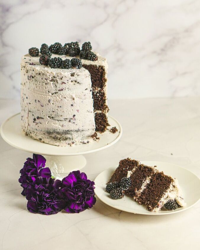 blackberry chocolate cake