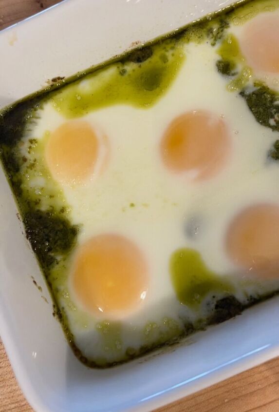 pesto eggs