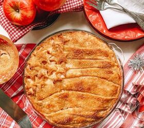 Cheddar Streusel Apple Pie: Times Two