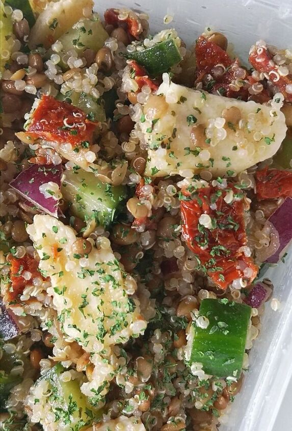 grilled halloumi and lentil salad