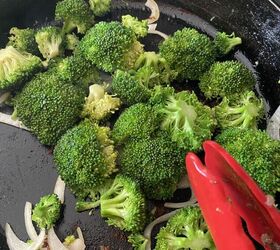 easy beef and broccoli, Broccoli and White Onion