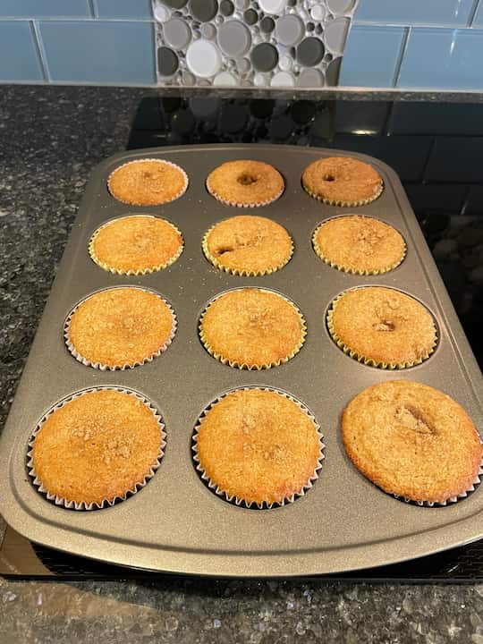 cinnamon muffins easy and delicious