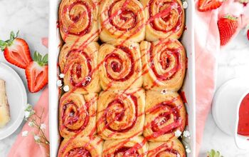 Homemade Strawberry Sweet Rolls With Strawberry Icing