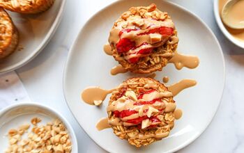 Peanut Butter & Jelly Baked Oatmeal Cups