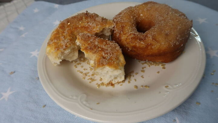 donuts made with pillsbury grands biscuits