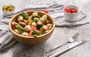 Roasted Tomato Caprese Salad Recipe: Low Calorie Vegetarian Dinner