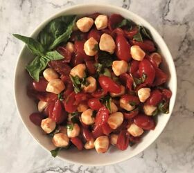 grape tomato mozzarella salad