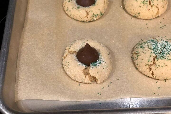 christmas hershey s kiss cookies