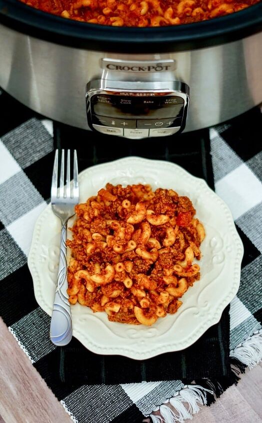 slow cooker beef goulash recipe