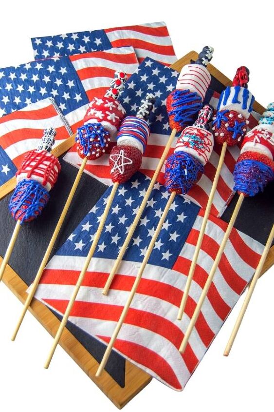 patriotic marshmallow pops with fruit for 4th of july parties