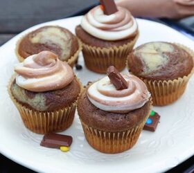 Marble Cupcakes With Swirled Chocolate-Vanilla Frosting