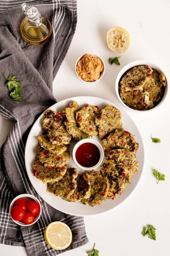 how to make crispy zucchini fritters with broccoli vegan recipe
