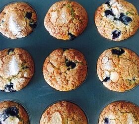 Add this sweet, crunchy topping for the perfect blueberry muffin