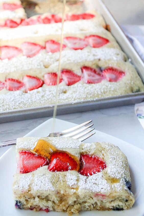 summer berry sheet pan pancakes