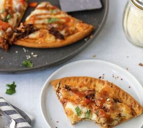 Easy BBQ Pulled Pork Flatbread Pizza Recipe | Foodtalk