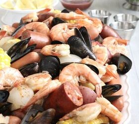 new england shrimp boil with mussels