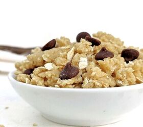 This protein oatmeal cookie dough tastes like a cookie, but fuels like an energy bar