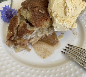 Snickerdoodle Apple Cobbler