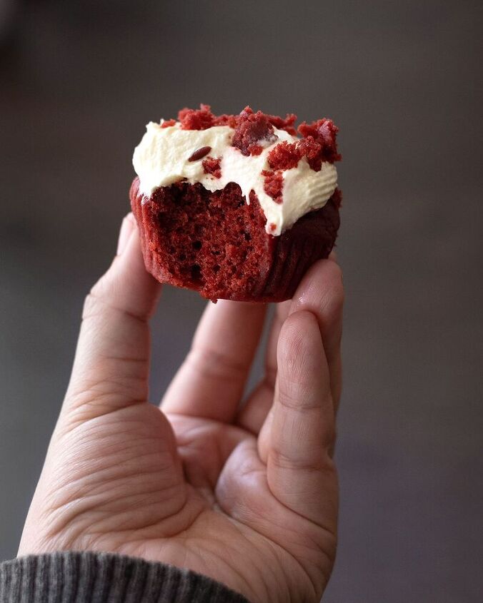 red velvet beetroot cupcakes