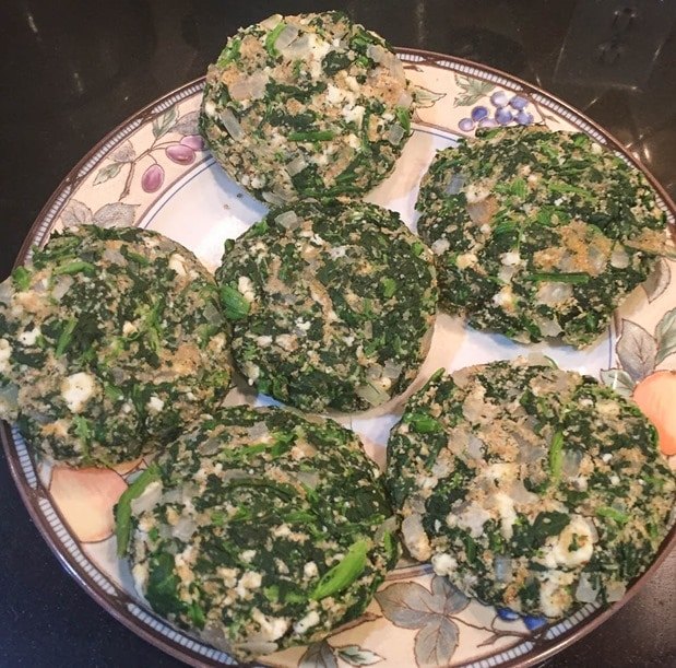 spinach and blue cheese burgers