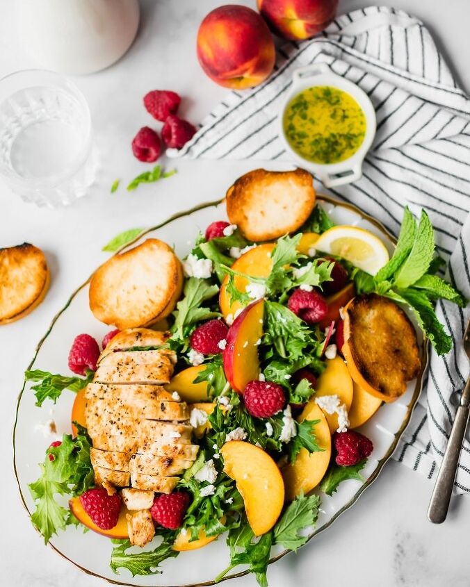 peach melba salad with chicken and mint vinaigrette