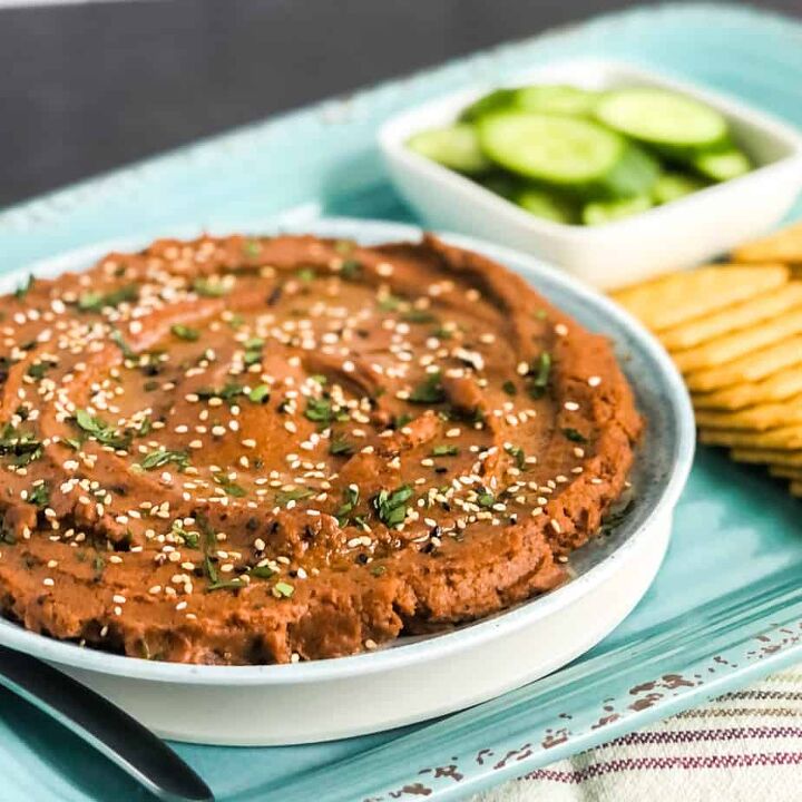 sun dried tomato hummus with roasted garlic, Serve on a shallow dish with optional garnishes