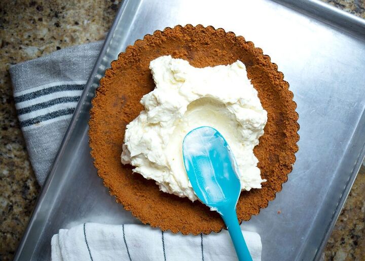 nectarine cream tart in a gingersnap crust