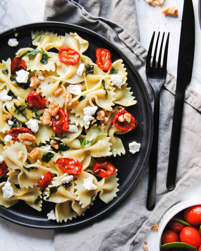 delicious sherry bow tie pasta with roasted tomatoes