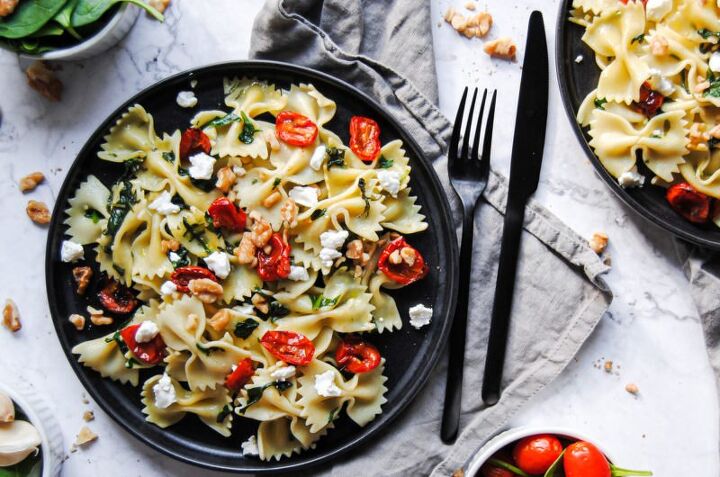 delicious sherry bow tie pasta with roasted tomatoes