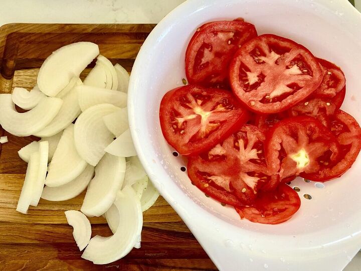 tomato onion pie