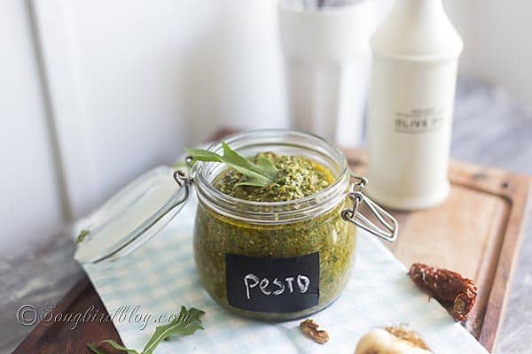 he will taste the love in this easy rucola pesto recipe