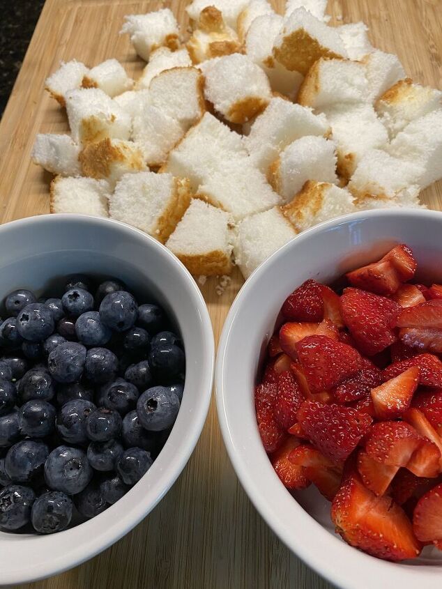 easy angel food cake and berries with lemon vanilla whipped cream