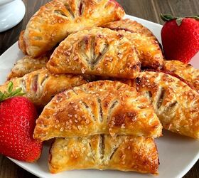 air fryer strawberry turnovers