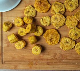 tostones fried smashed plantains