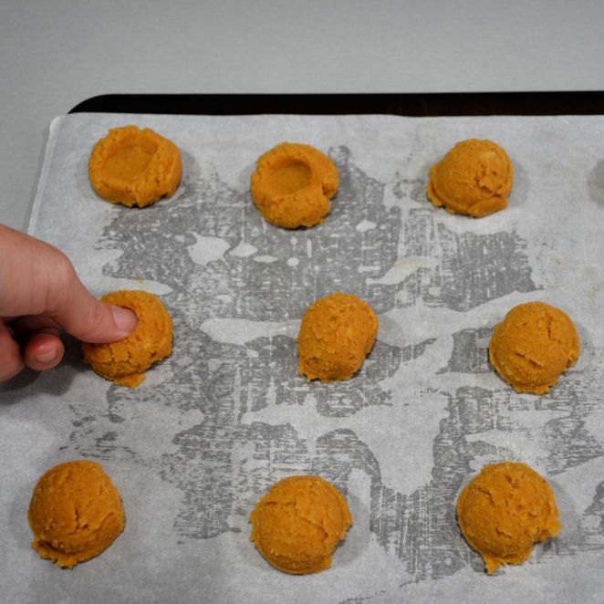 keto pumpkin cheesecake thumbprint cookies