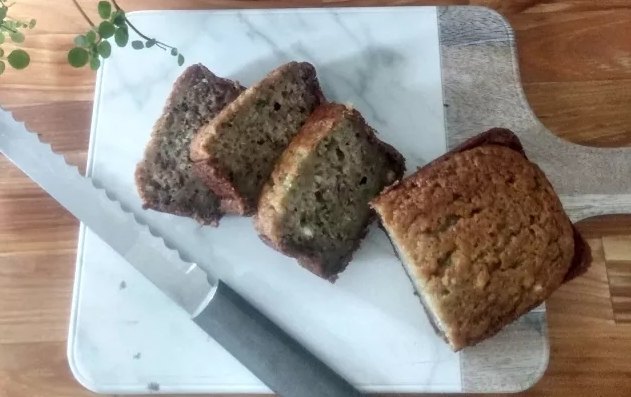 s 12 ways to serve greens to kids, Zucchini Banana Bread