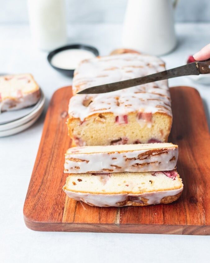 rhubarb loaf cake