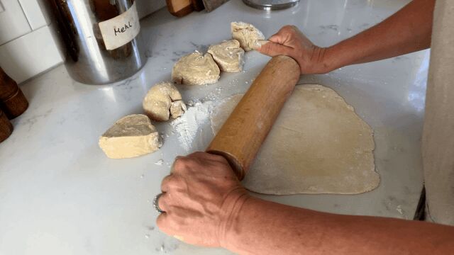 how to make sourdough pasta 