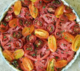 heirloom tomato tart with bacon studded crust