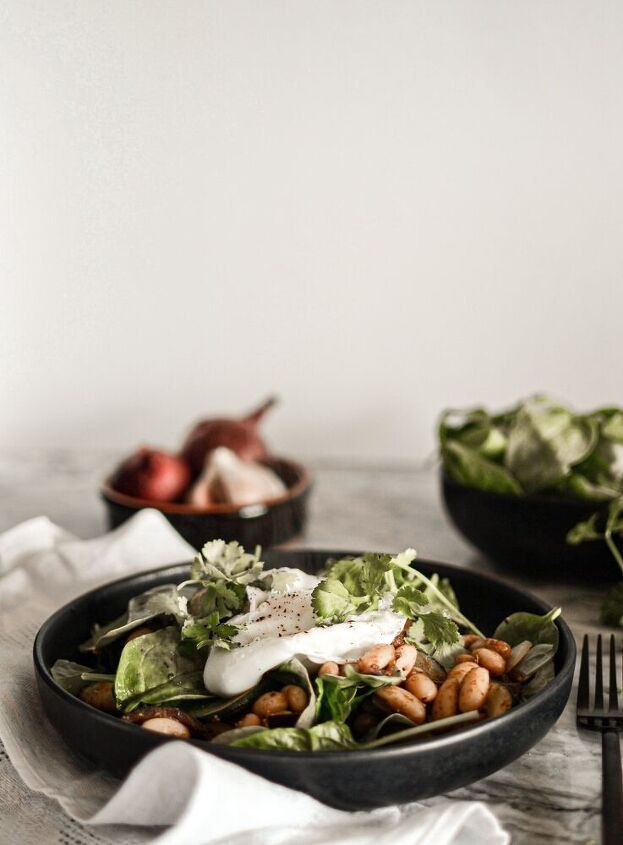 pesto bean and courgette brunch salad with poached egg