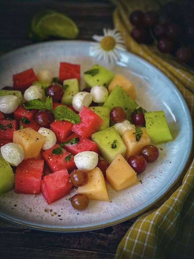 melon bocconcini salad