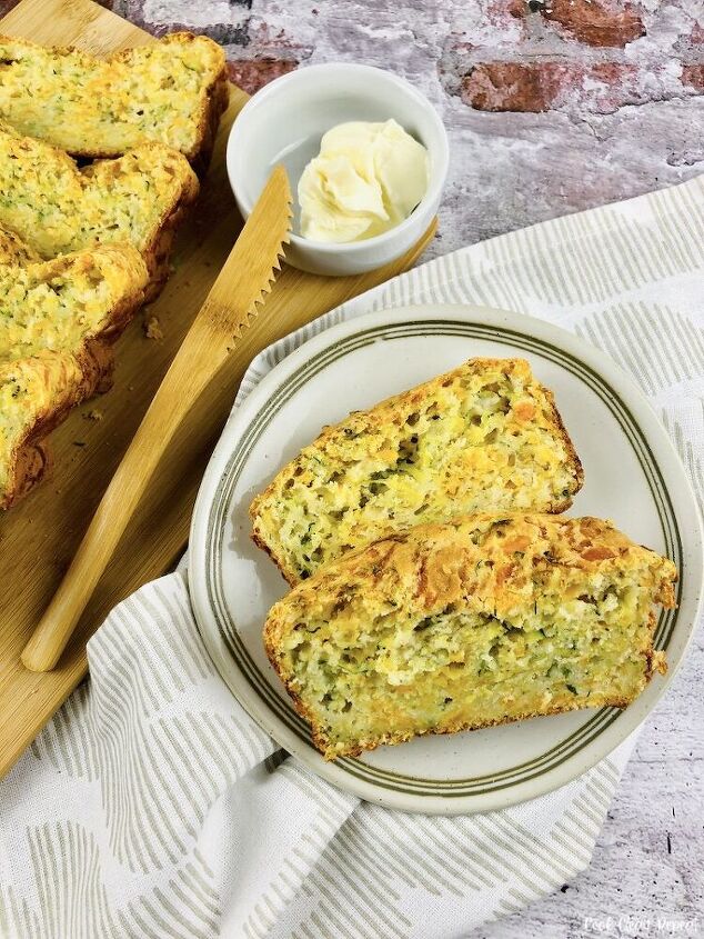 zucchini bread with cheese