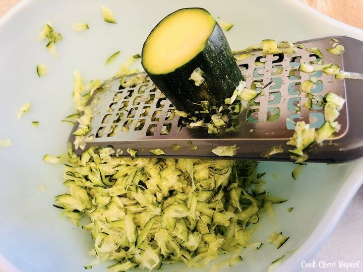 zucchini bread with cheese